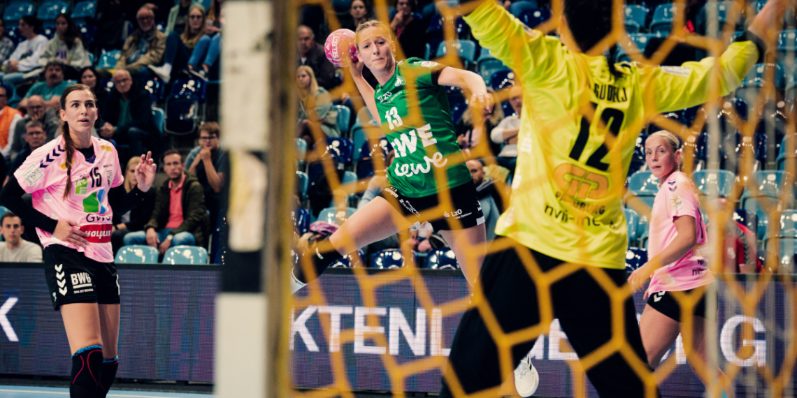 4 europäische Spiele am Wochenende live bei SPRUNGWURF.TV